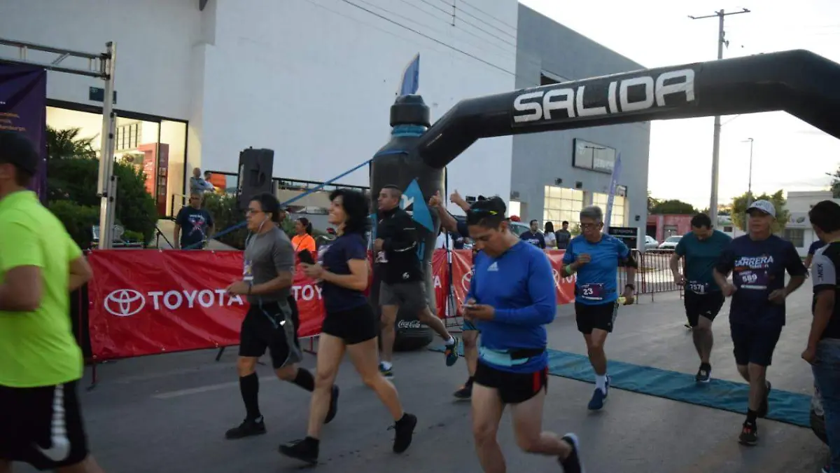 05 Celebran con éxito carrera Crit Durango2