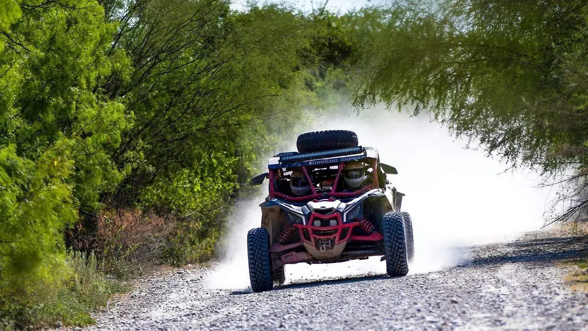 12 INCLUYEN A MADERO EN LA RUTA COAHUILA 1000