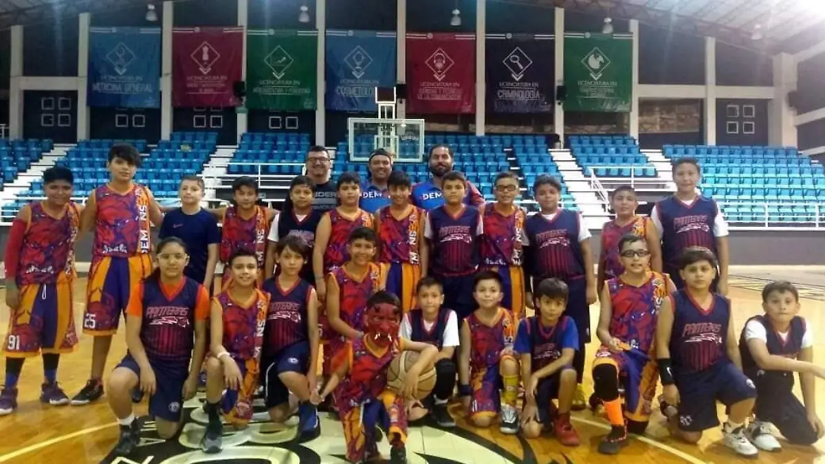 32 SERGIO Academia Demons debuta con triunfo en Mazatlán