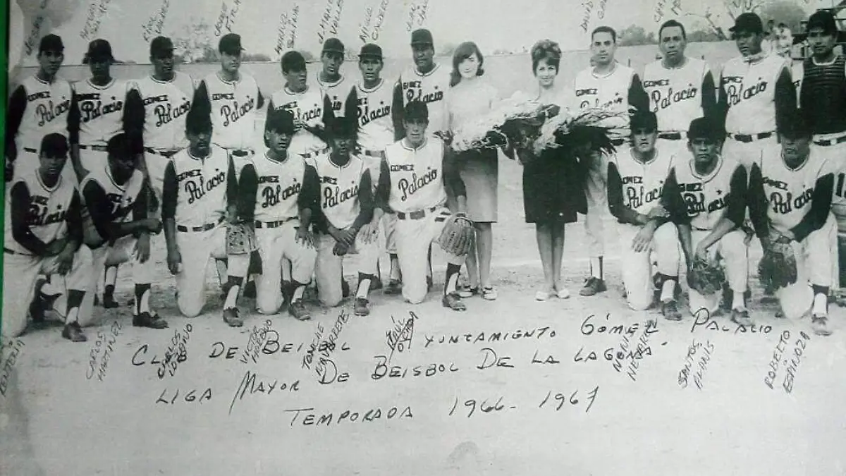 33 SE REÚNEN VETERANOS