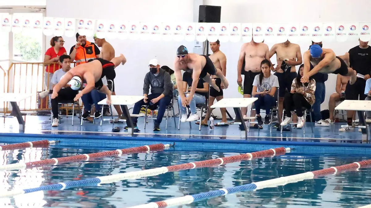 Natación