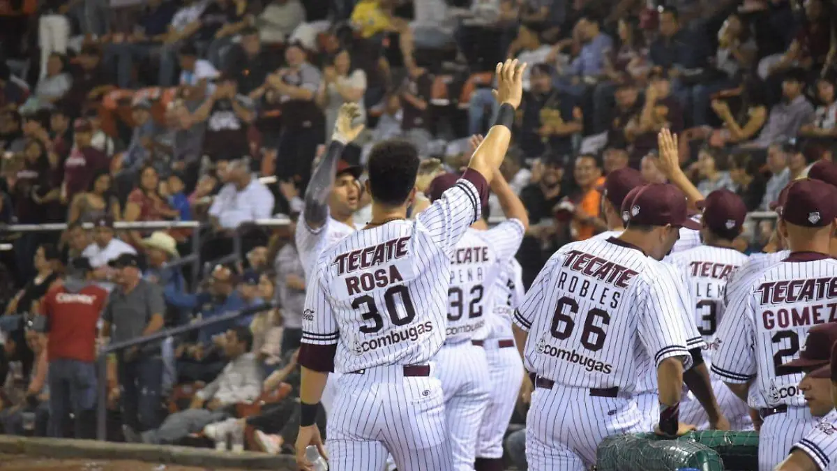 39 UNIÓN LAGUNA gana el primero en casa