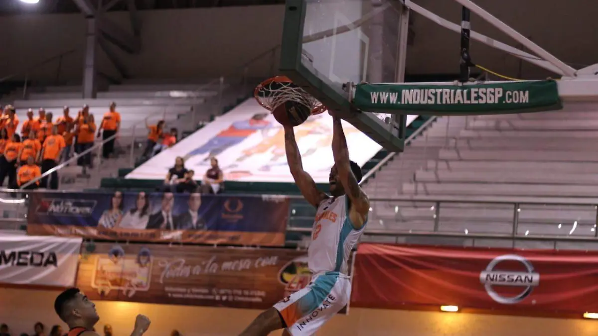 31 Industriales califica al playoff de la LBE1