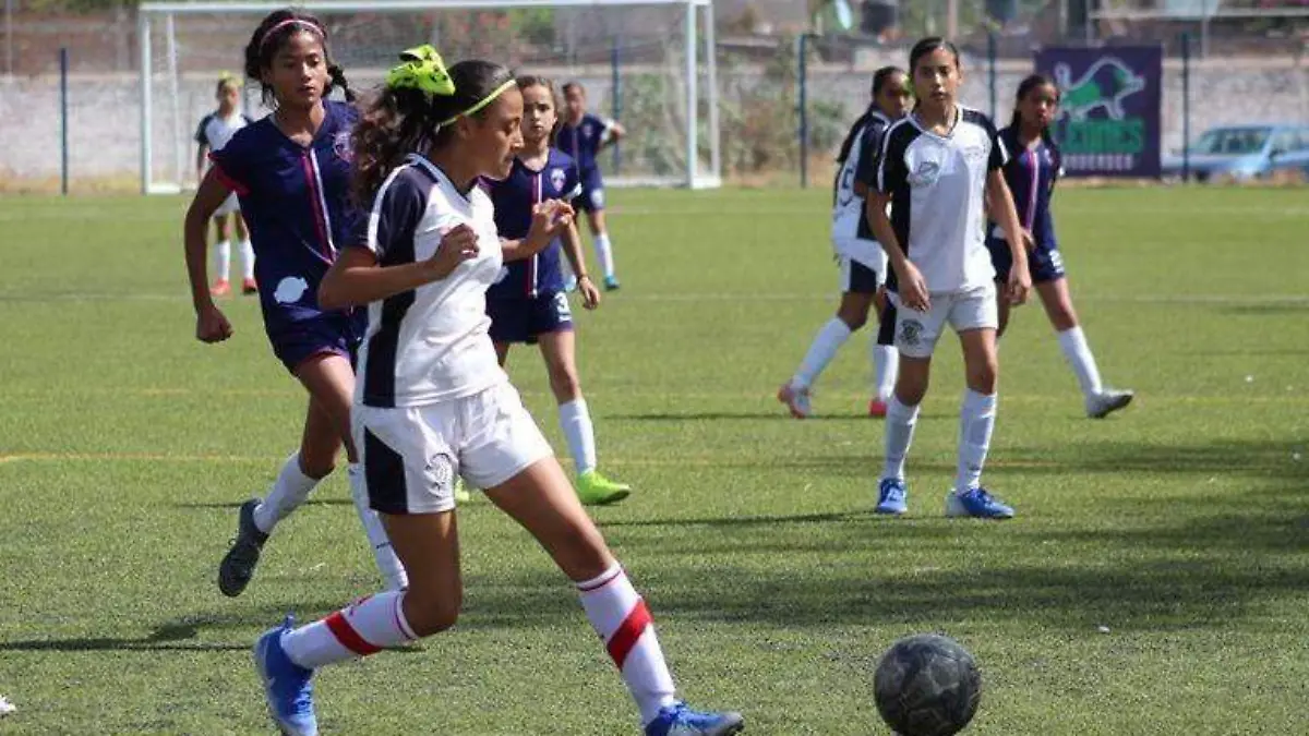 02 Leonas Británico continúan pretemporada