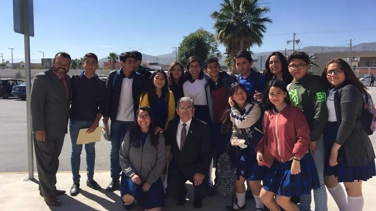 32 Destacan logros deportivos en informe de director de PVC2