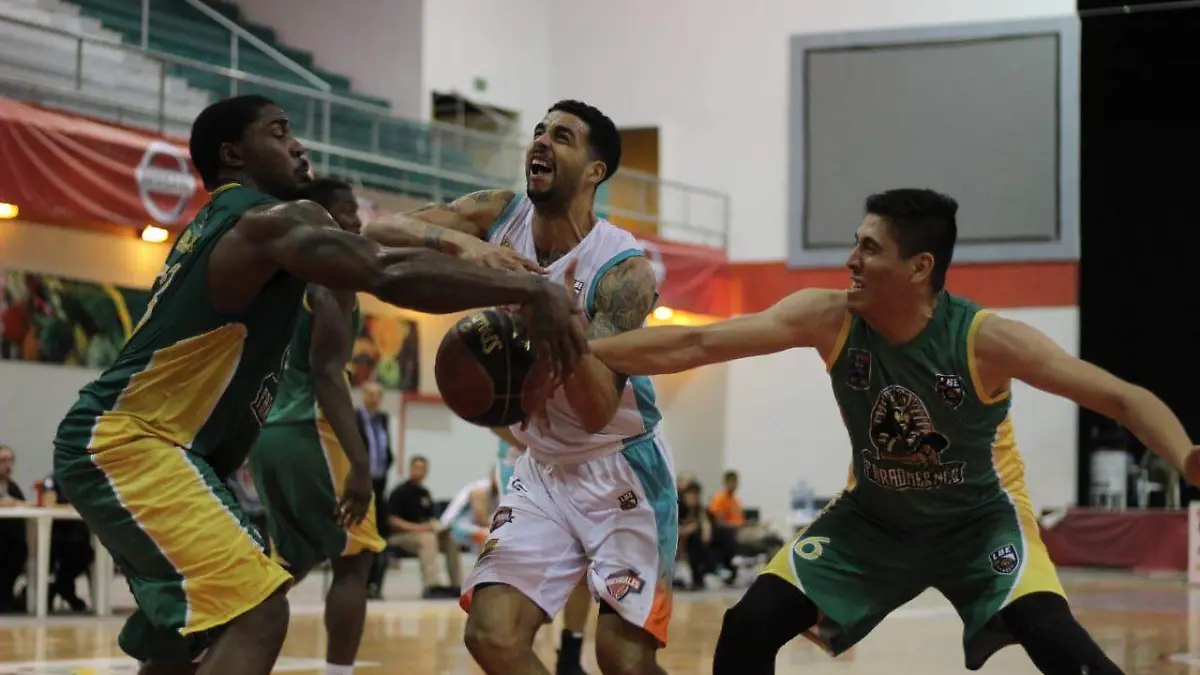 29 Industriales ganan 1241