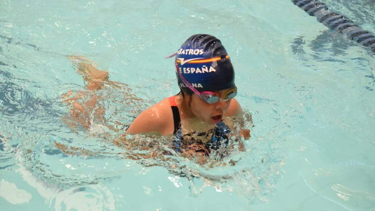 23 Invitan a clases de natación en Línea Verde