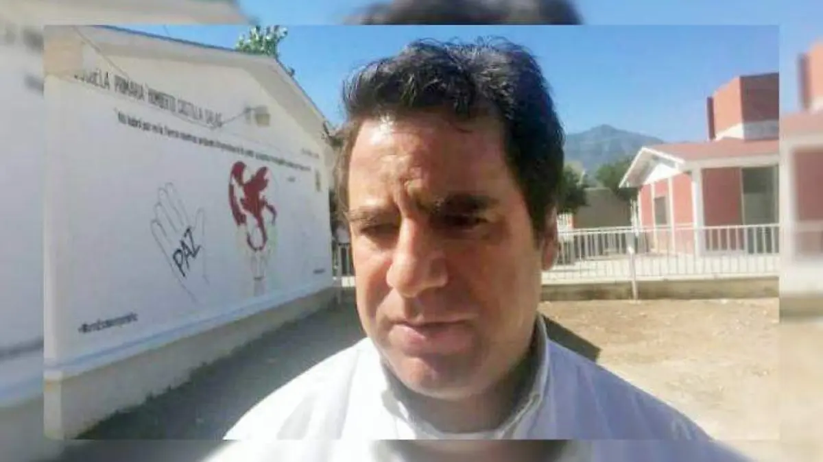 j04 oscar de leon flores b