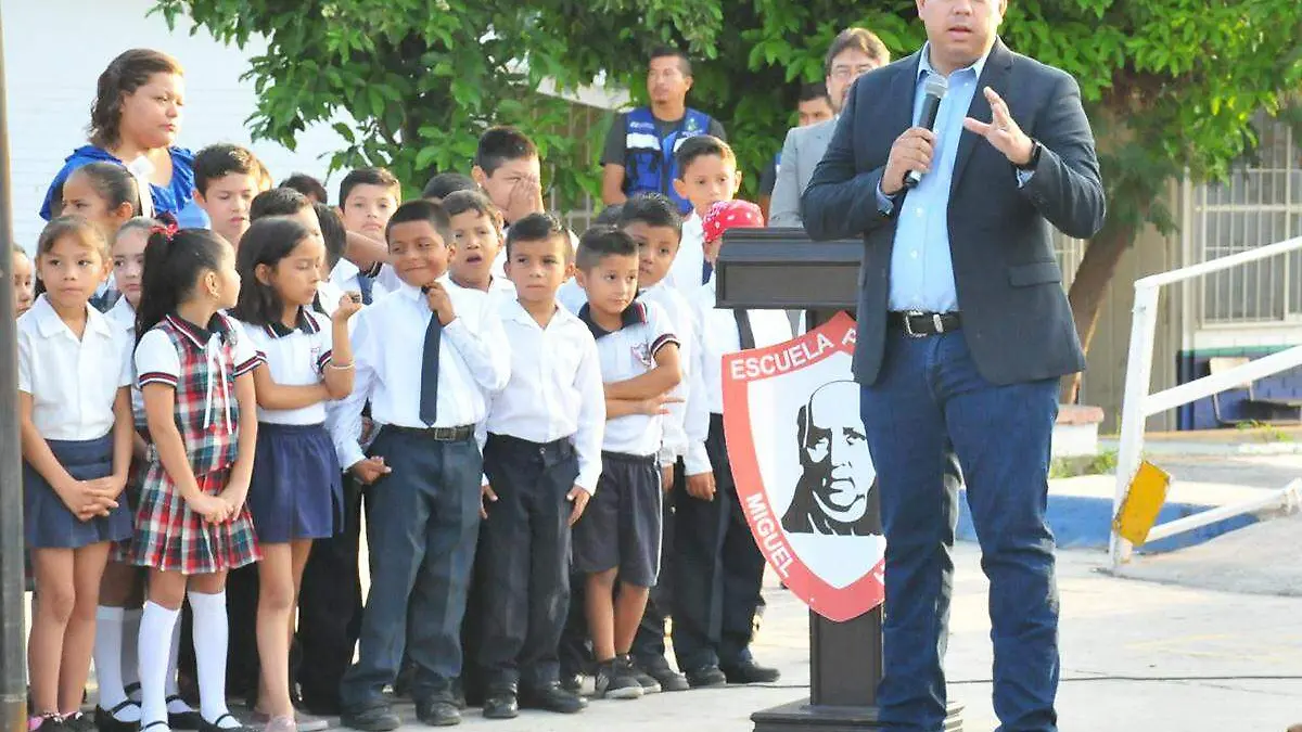 j06 alfredo paredes