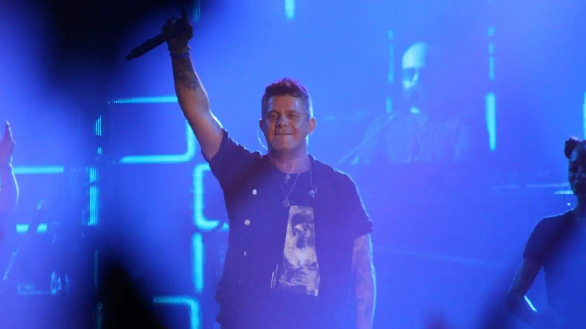 24 Alejandro Sanz 5