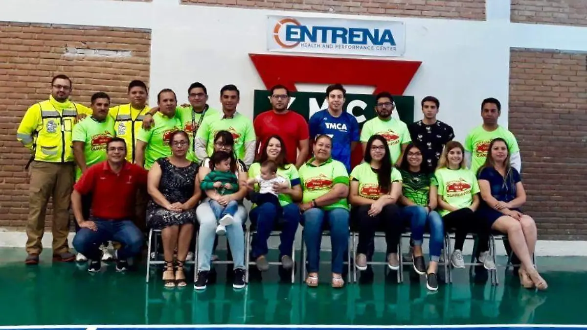 15 Exitosa capacitación a guardavidas