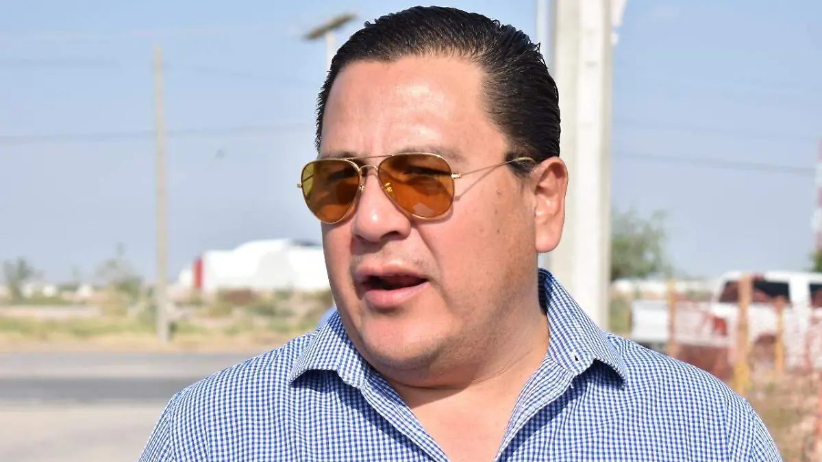 18 Renunció por motivos personales