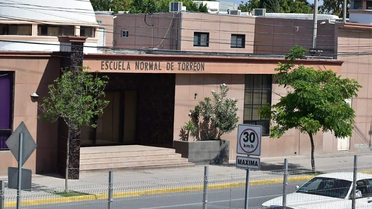TRIANA2 Fija Escuela Normal de Torreón fecha para examen de admisión
