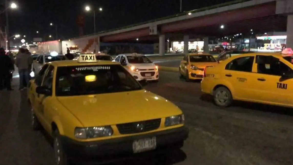 taxistas-de-Saltillo-tendrían-botón-de-pánico