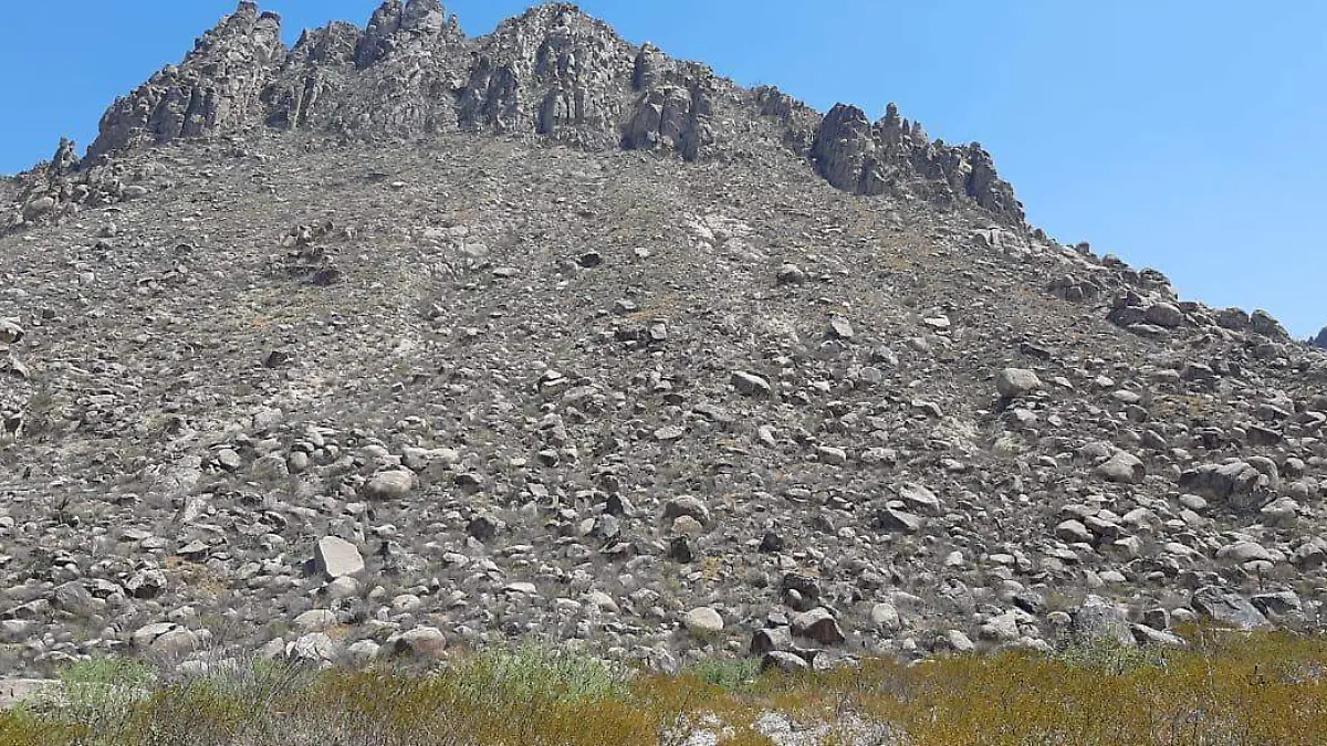 ROBERTO 3 Medio Ambiente de Lerdo inspecciona excavaciones en la Sierra del Sarnoso