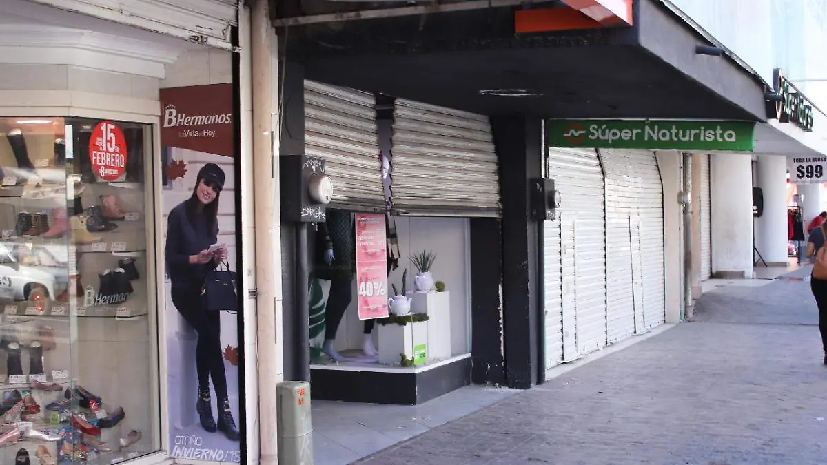 j27 robo a tienda
