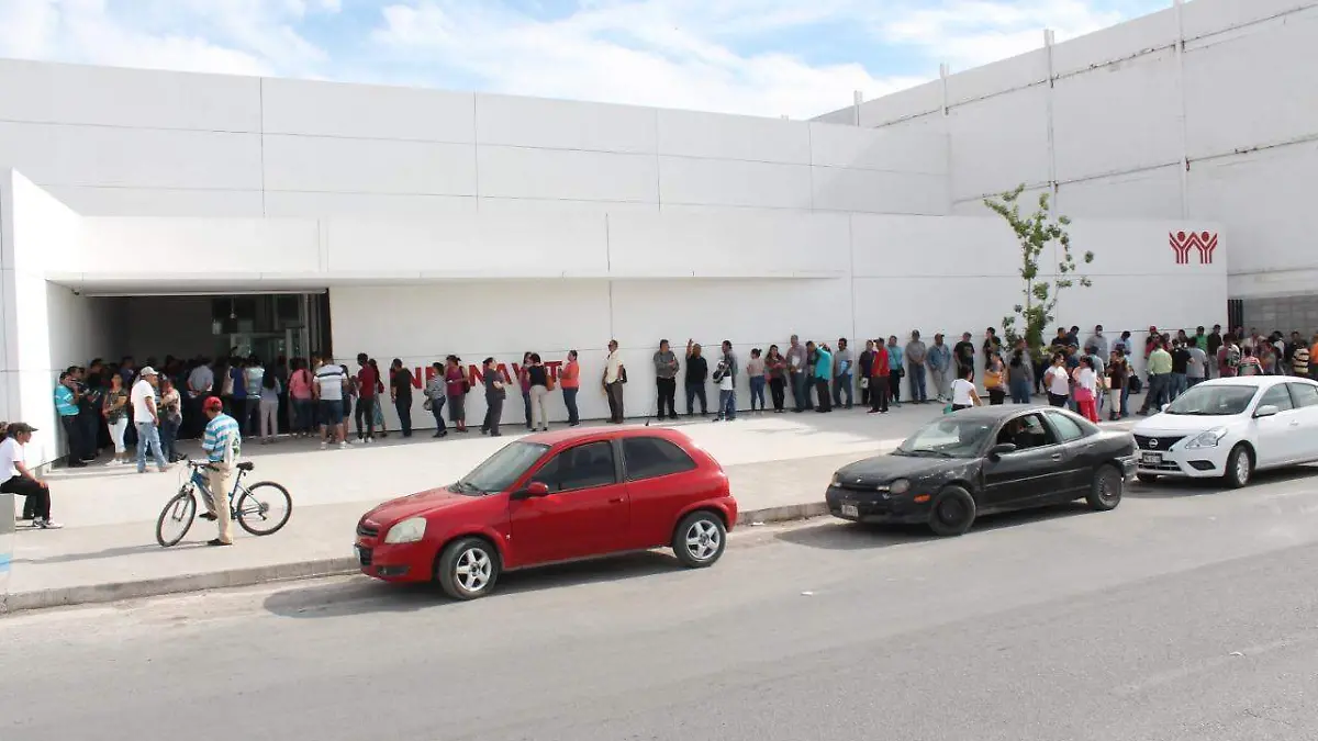 06 Infonavit, un calvario y sin subsidios