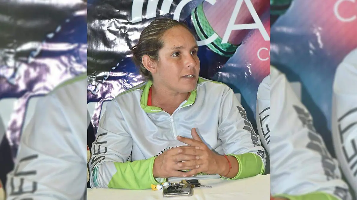 j24 alina garza