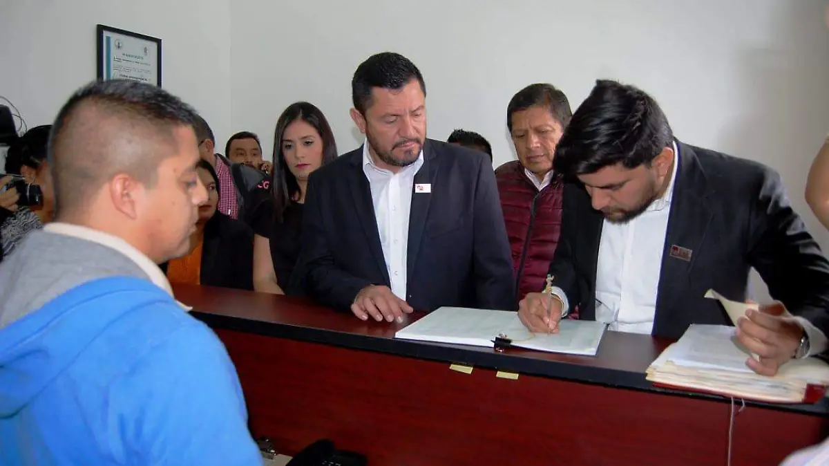 08 denuncian 2
