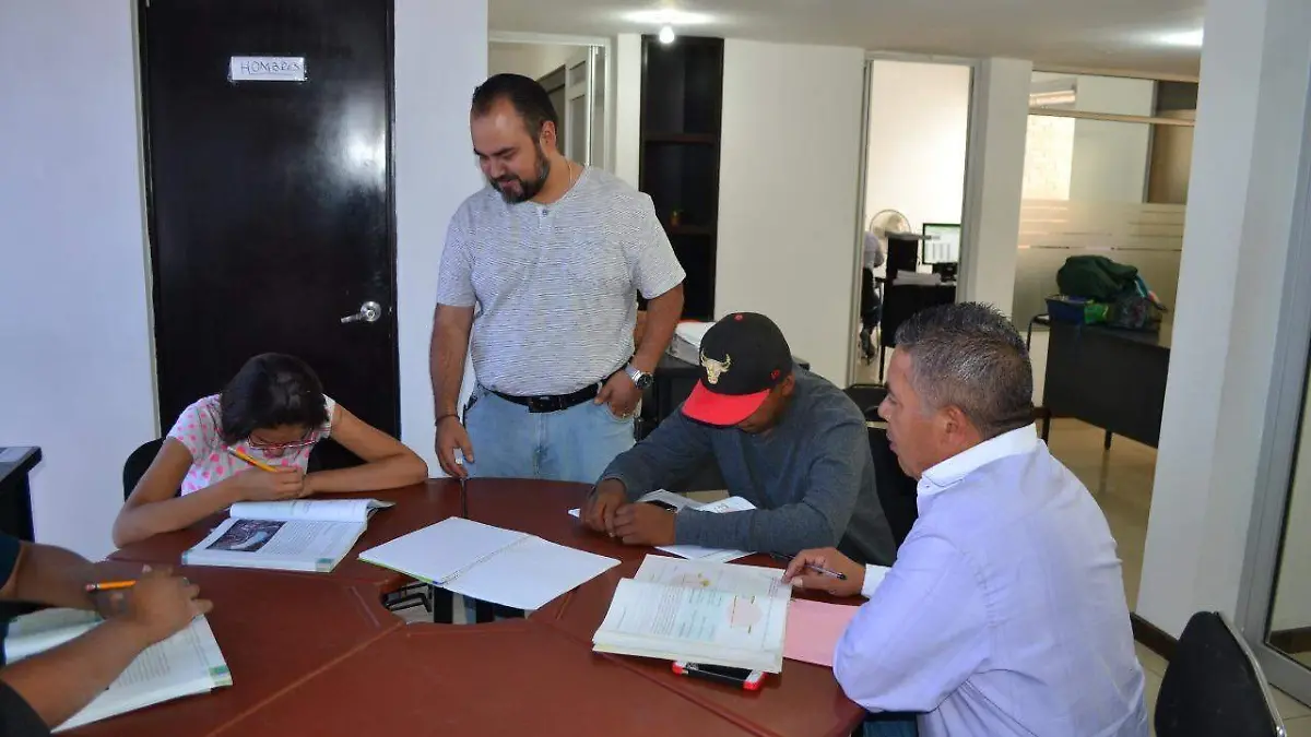 06 Logran certificar a 6 mil coahuilenses en el primer trimestre