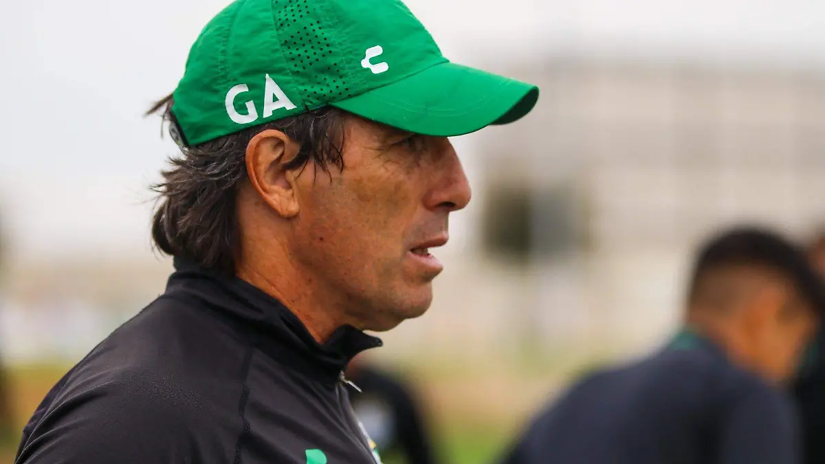 Guillermo Almada