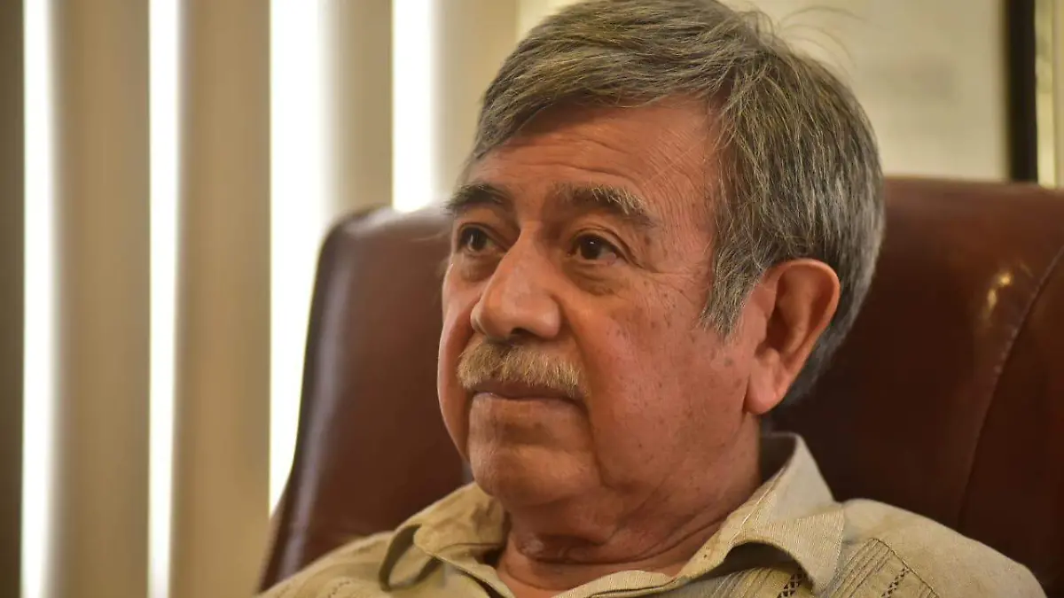 Fernando Villa Hernández, especialista