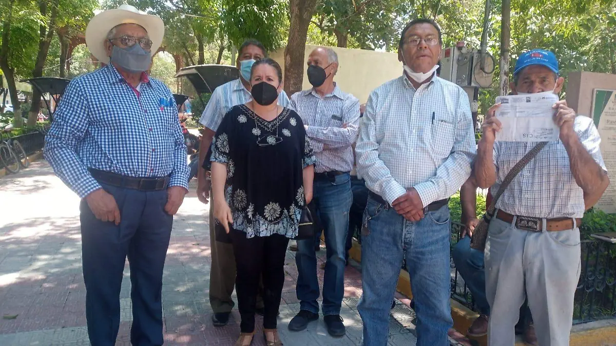 E trabajadores de Lerdo