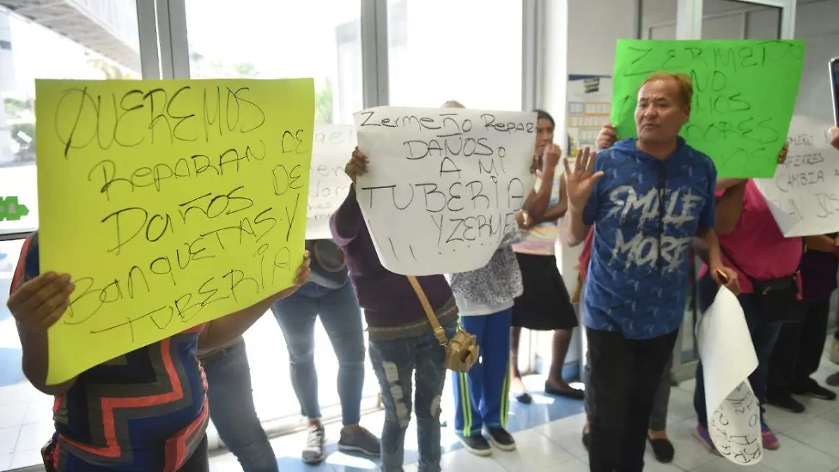 09 Protestan contra la instalación de medidores