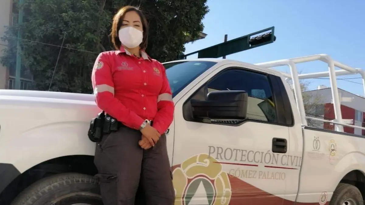 Margarita Alejandra, bombera