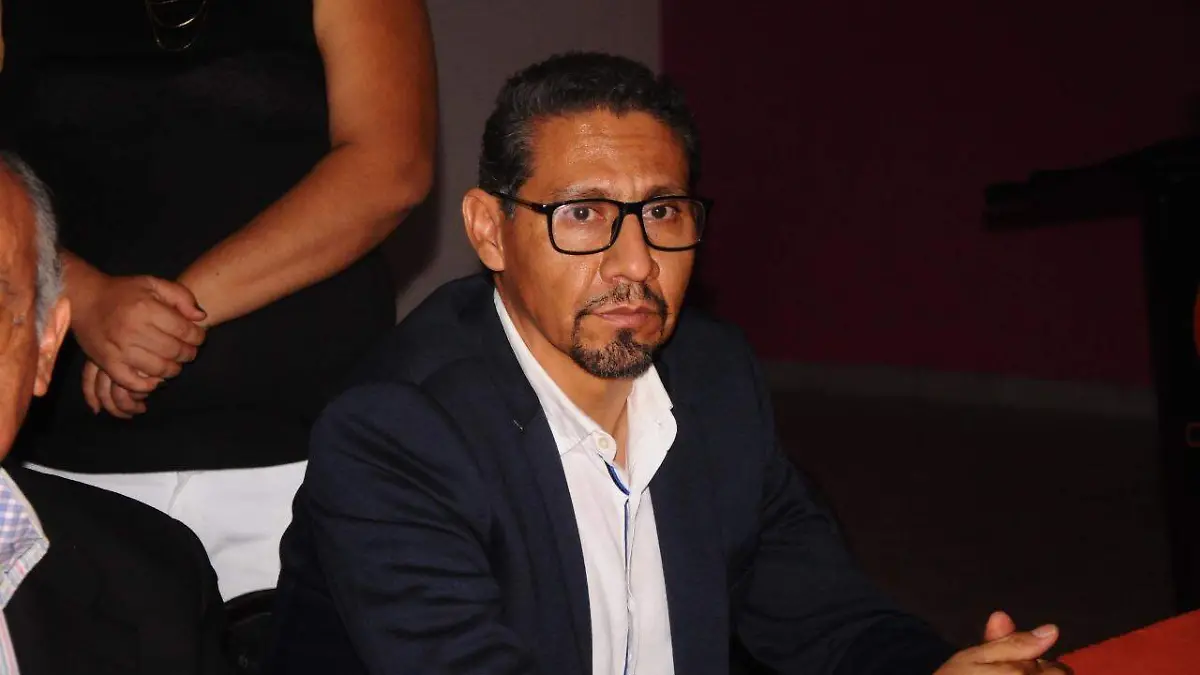36 Implementarán proyecto para renovación de banquetas
