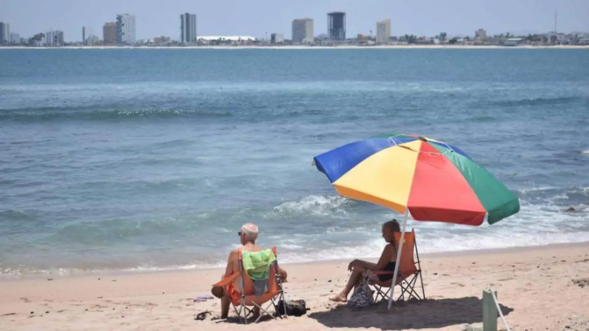 turistas-mazatlan-sinaloa (1)