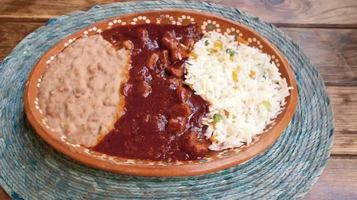 Platillo de asado de boda