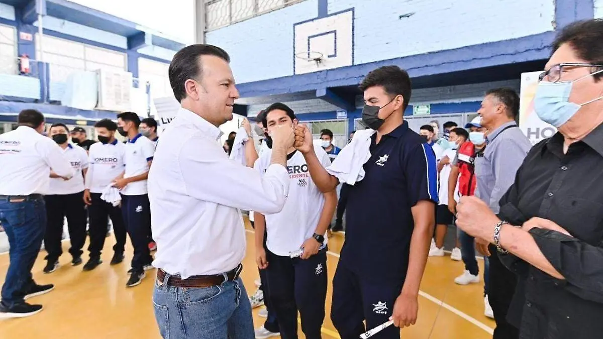 Esteban-Villegas-escuelas