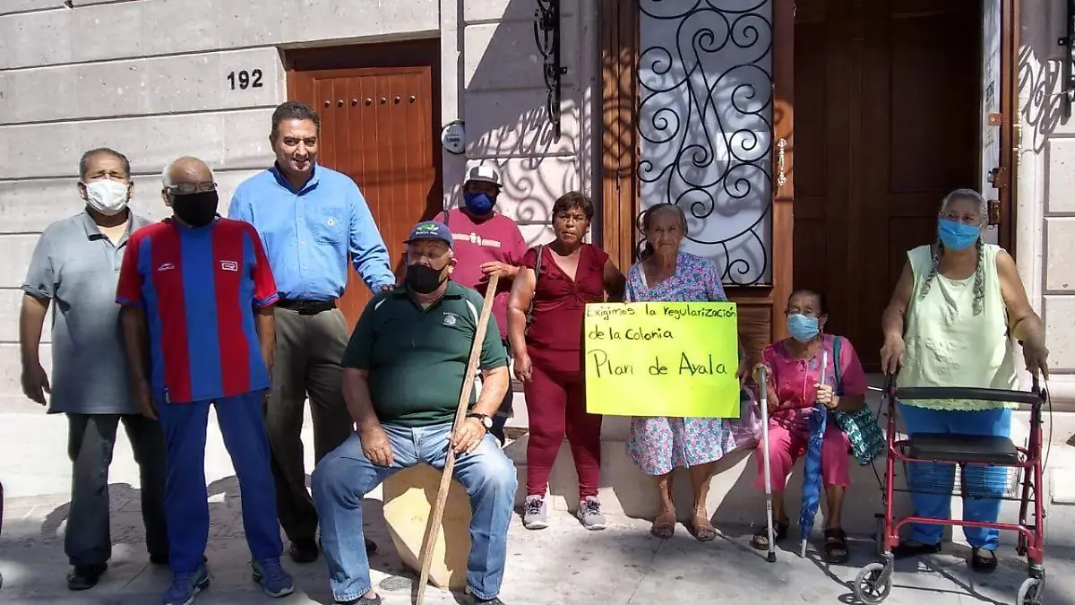 Vecinos de Plan de Ayala