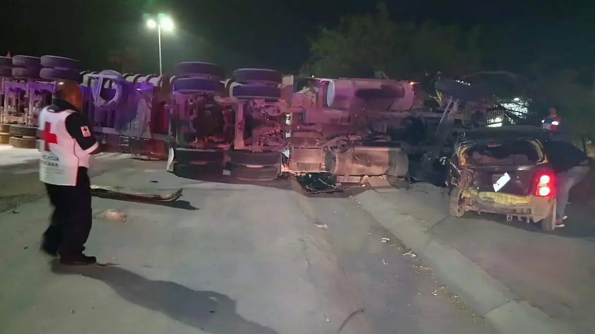 j09 volcadura tráiler1