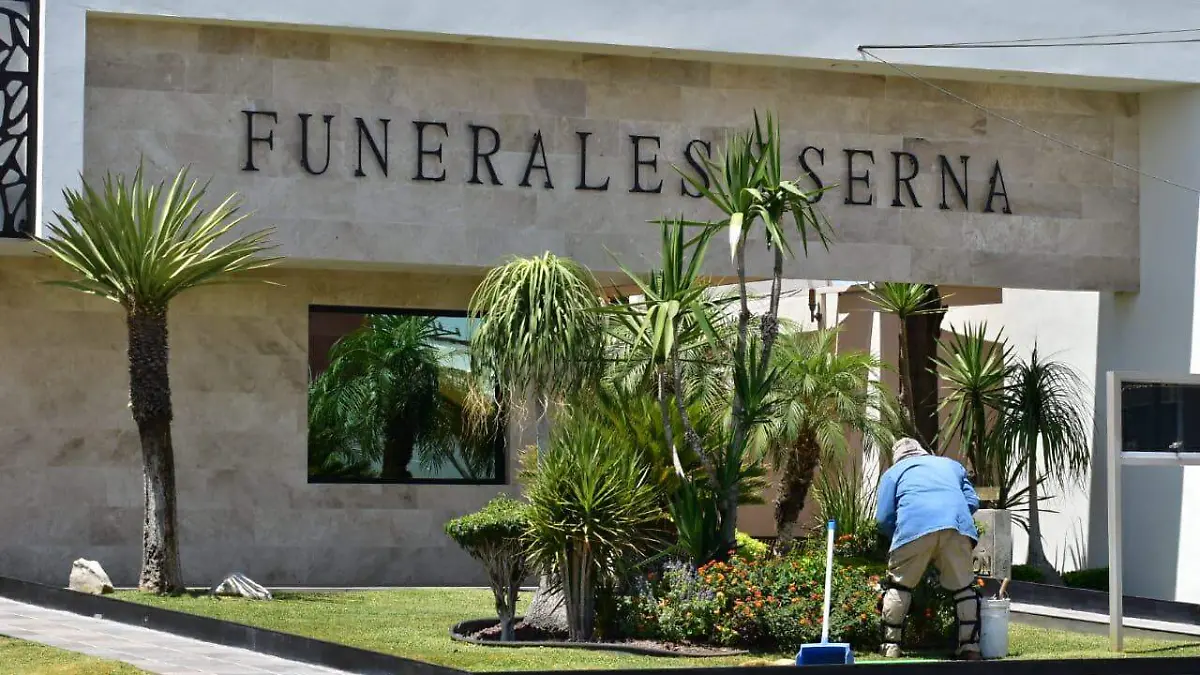 SOLÍS1  Funerarias acatan decreto para cancelación de velaciones