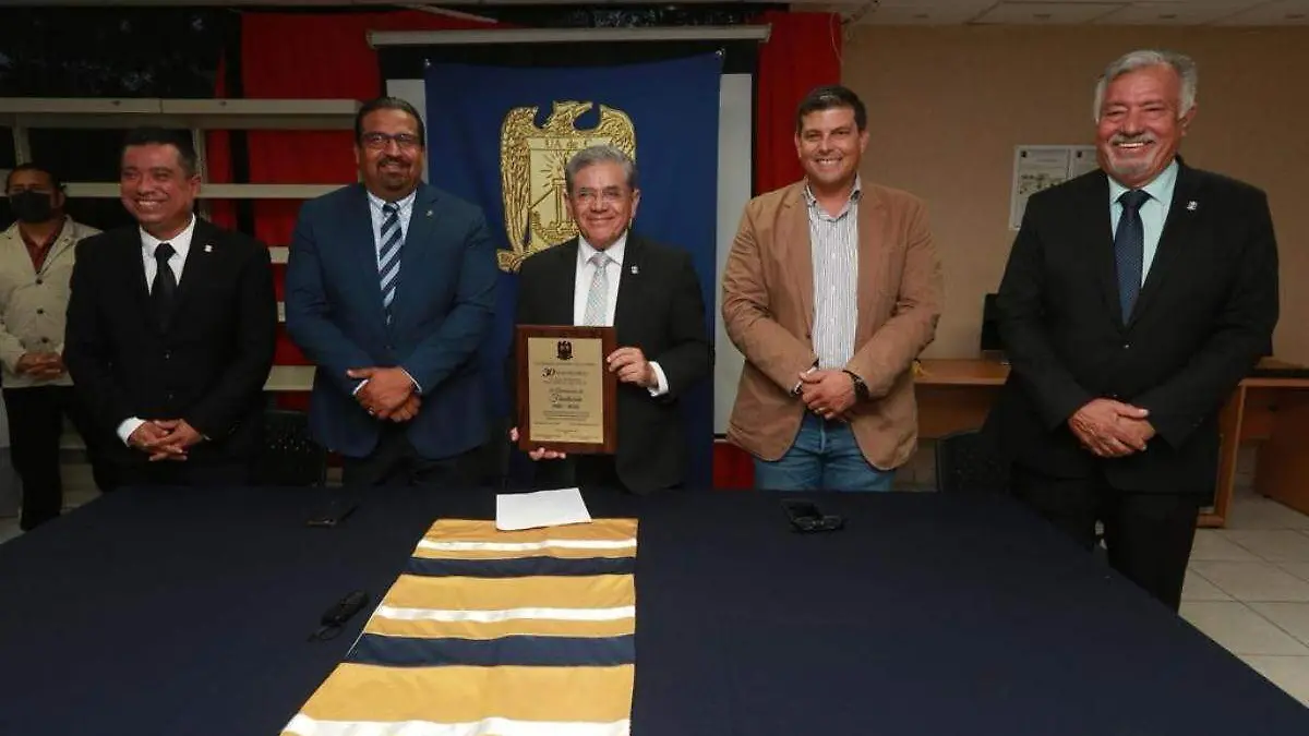 Escuela de Sistemas “Marcial Ruiz Cargas”