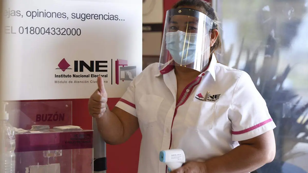 Funcionaria del INE