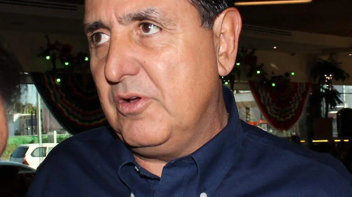José 