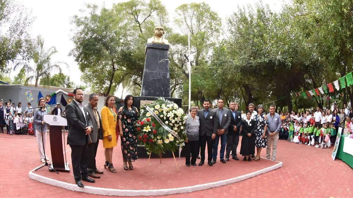 33 Realizan acto para celebrar natalicio de José María Morelos y Pavón1