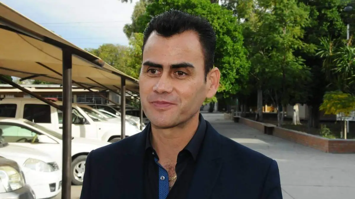 26 CESAR EL JUEVES YA NO HABRIA CLASES