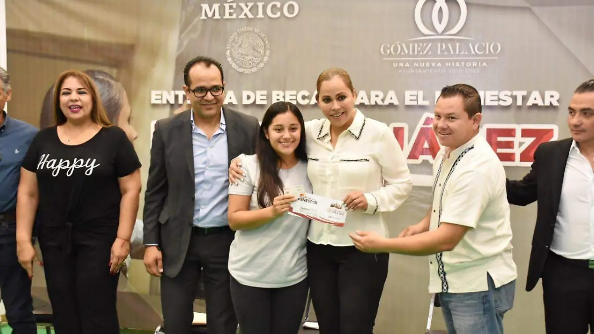 21 Buscará Marina Vitela becas para niños y jóvenes2