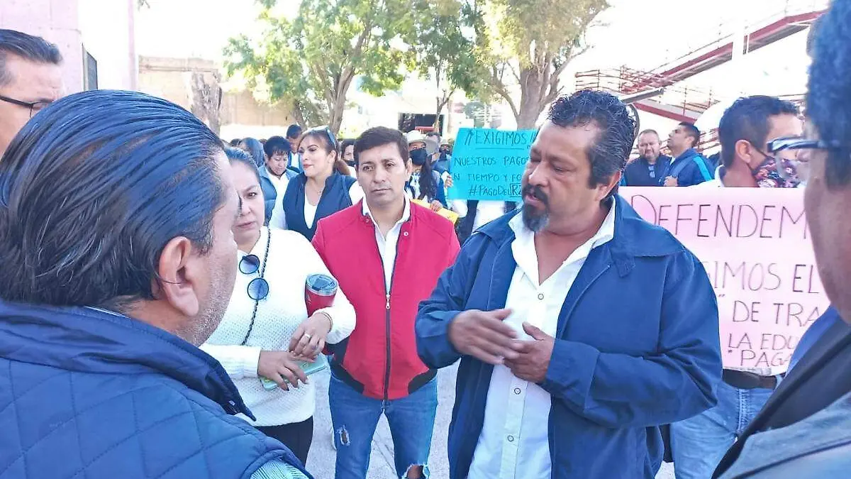 maestros-manifestación