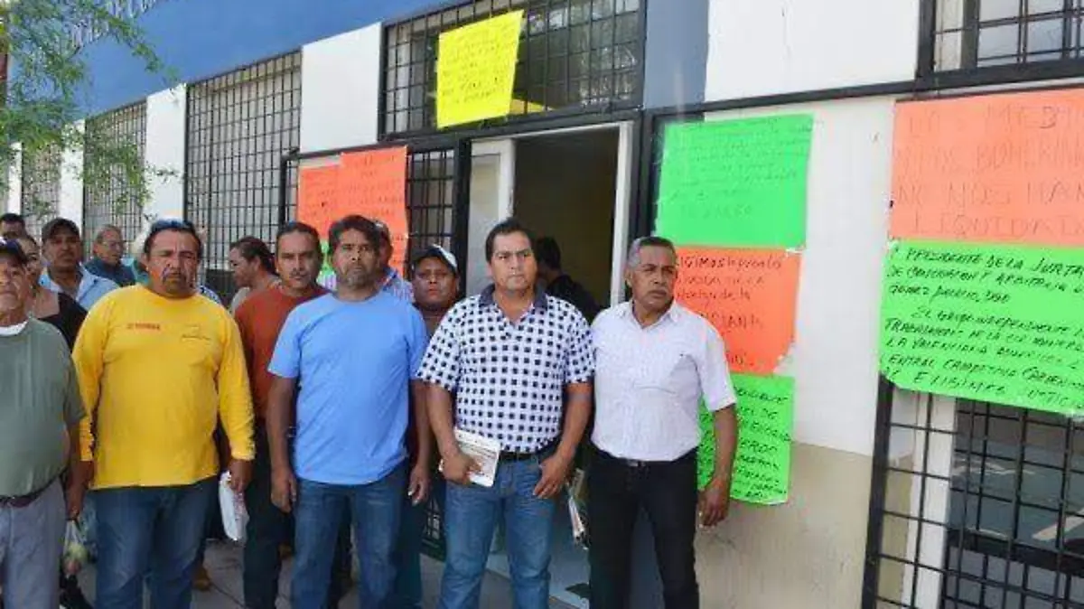 j06 Extrabajadores 1
