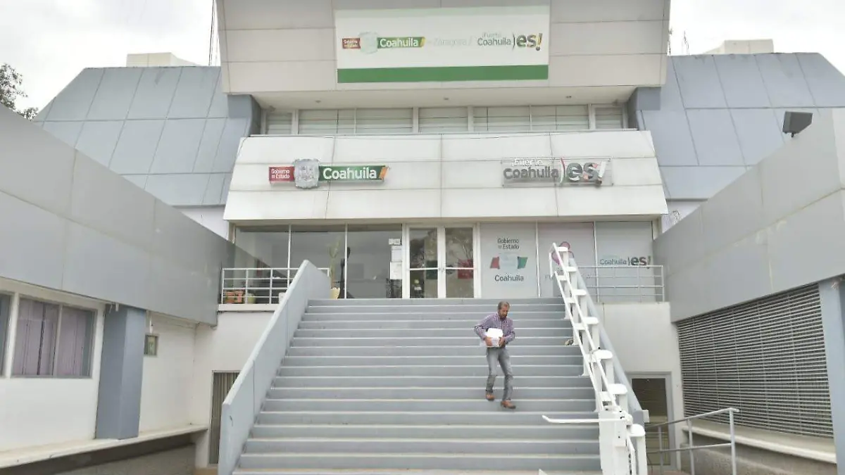 Edificio dependencias afluencia ciudadanos