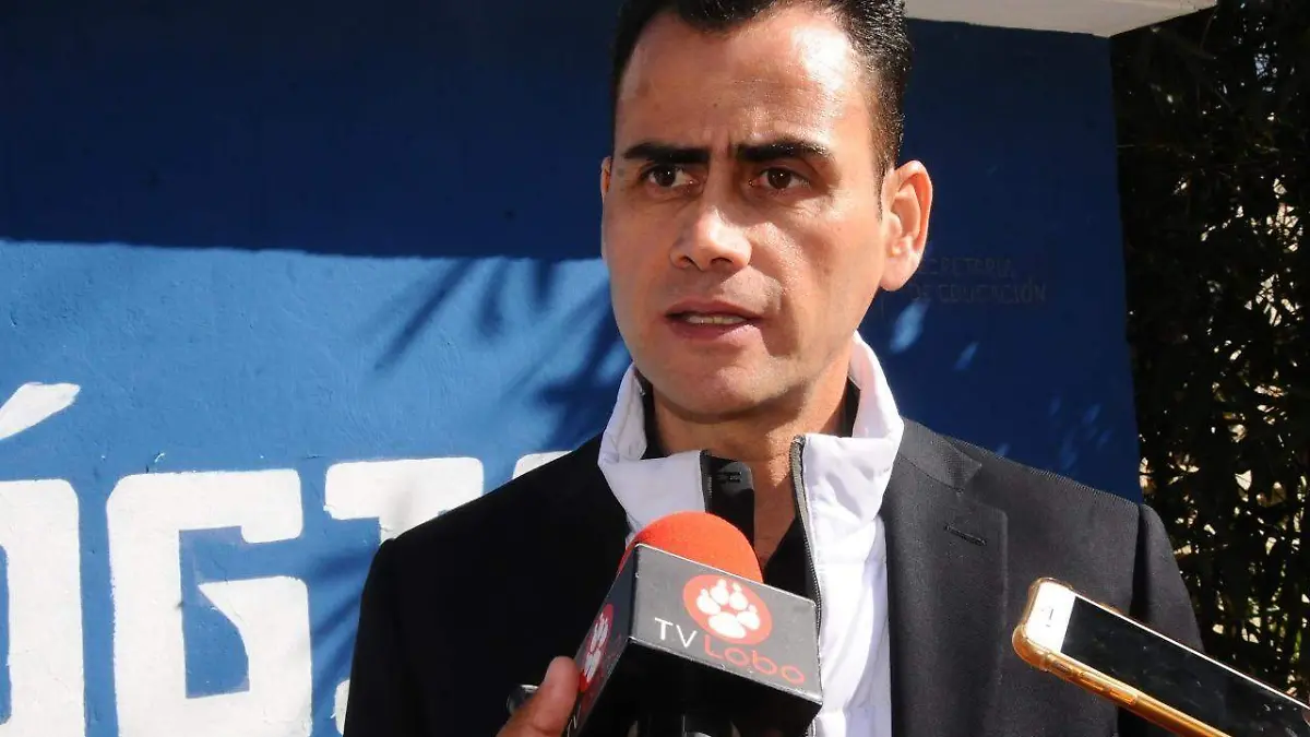 23 cesar FORMAN CIRCULOS CON PADRES DE FAMILIA