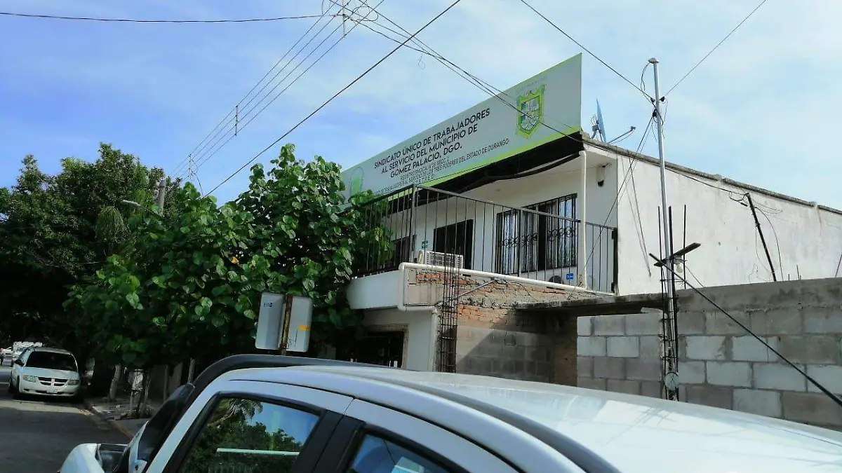 16 Con el apoyo del tribunal burocrático sindicato definirá plazas