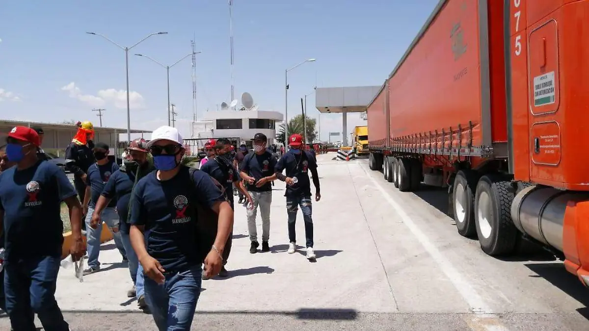 CESAR Levantan el bloqueo  empleados de Excellon