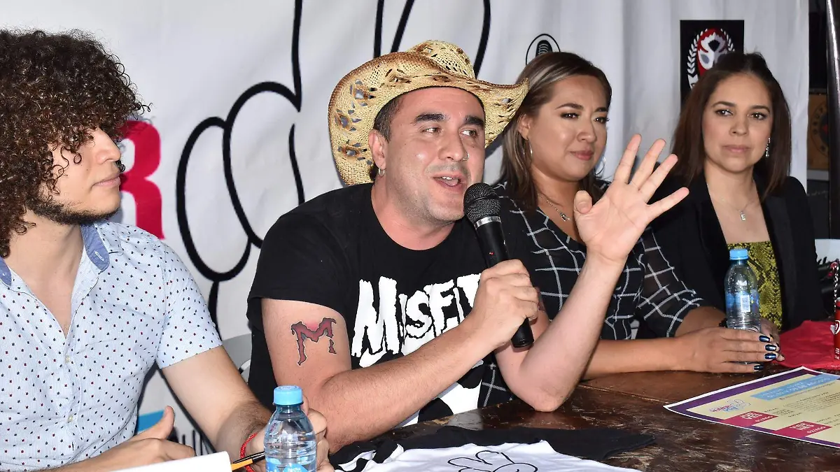 “Festival de humor y paz”