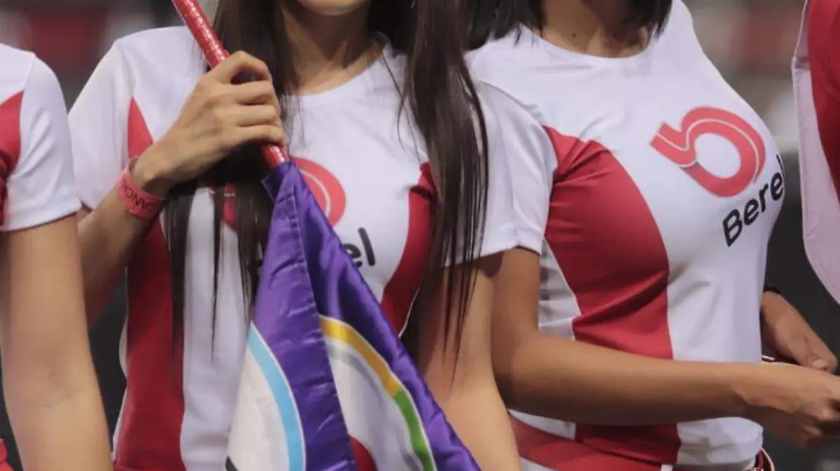 Chicas la parte sexy del futbol